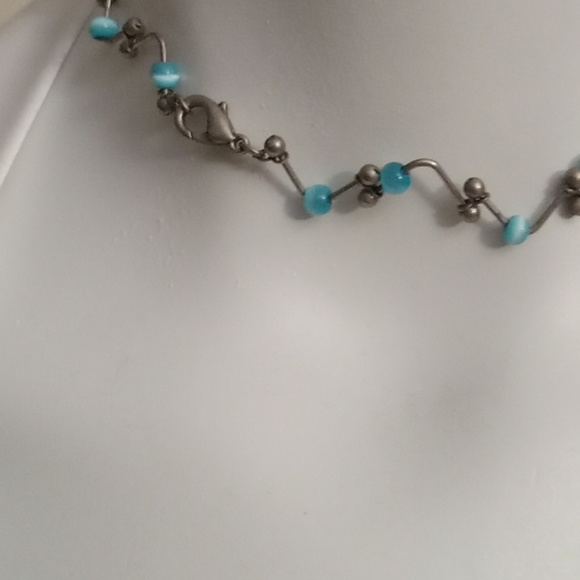 Child's beaded necklace - Picture 2 of 2